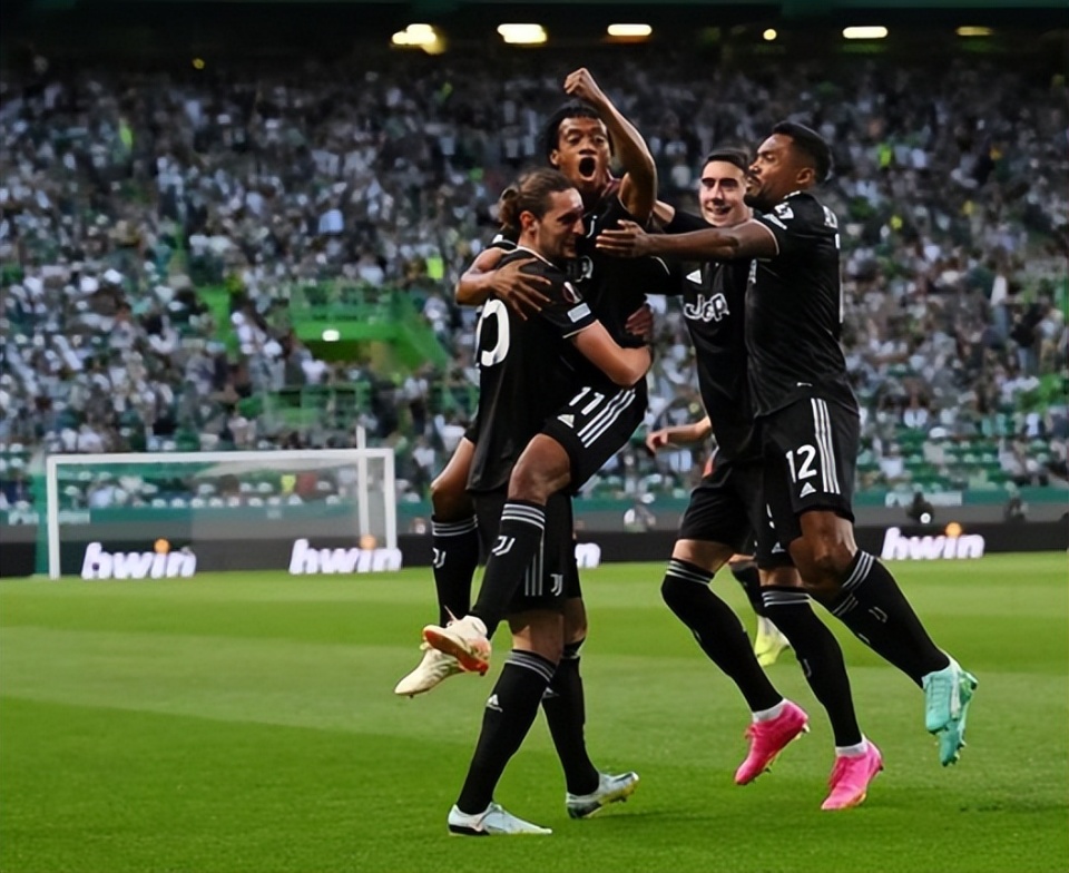 曼联绝杀勒沃库森,埃尔林绝境逆转 曼联绝杀勒沃库森,埃尔林绝境逆转